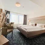 Hotel-restaurant Vier Linden Ξενοδοχείο