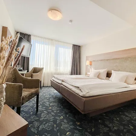 Hotel-restaurant Vier Linden Otel