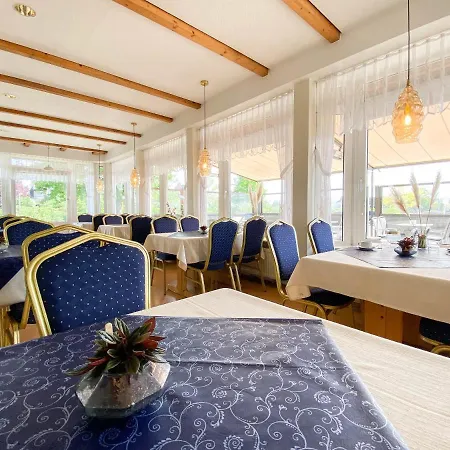 Hotel-restaurant Vier Linden 3* Stade