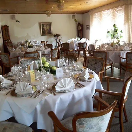 Hotel-restaurant Vier Linden 3* Stade