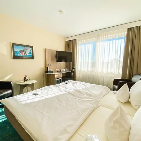 Hotel Hotel-restaurant Vier Linden 3*